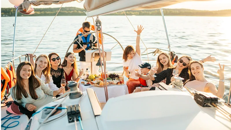 a perfect Guide to Yacht Parties